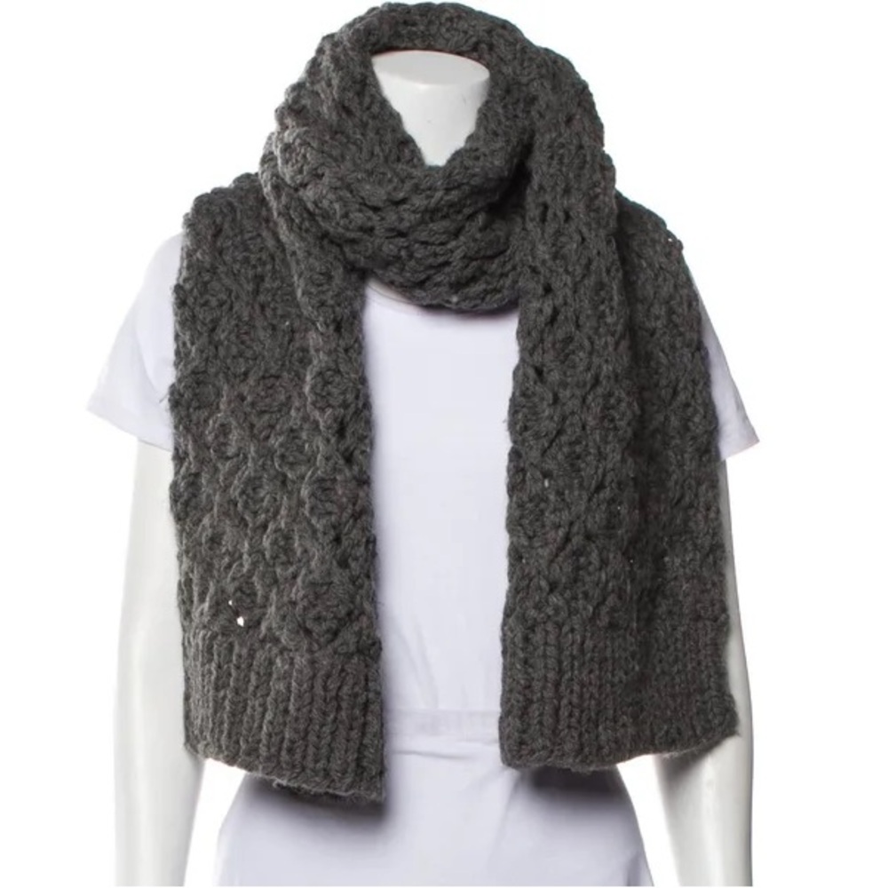 Tom Scott 100% Wool Hand Knitted Thick Chunky Scarf Gray